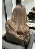 リア 大阪梅田(Ria)&nbsp;～ミルクティーアッシュ～【Ria 大阪 梅田】