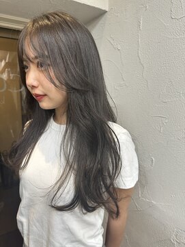 クオーレ(CUORE) グレージュカラー