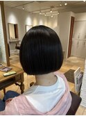 平行ミニボブヘア