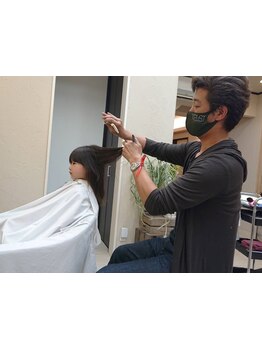 プライベートサロンだからこそ家族連れで通いやすい◎親御さんからお子さんまでアットホーム空間で安心感♪