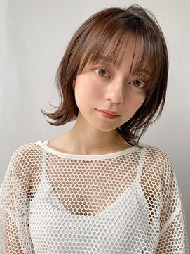 エトラ 渋谷店(etora) 前髪 外ハネボブ ミニウルフ  ホワイトグレージュ"