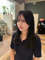 アム(amu)&nbsp;オリーブカラー/オリーブグレージュ/暗髪/レイヤーロング