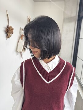 トーン(tone) ボブストレート/アッシュブラック