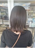 切りっぱなしボブ外はねナチュラルベージュアッシュベージュ
