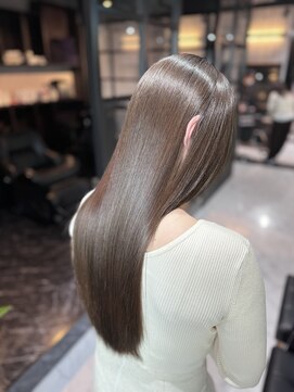 ルアナ トウキョウ(Luana TOKYO) [町田/髪質改善/縮毛矯正/白髪染め/白髪ぼかし/脱白髪染め]