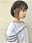 黒髪インナーカラーボブ