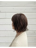 コバコ(COVACO)&nbsp;ぷるんとした質感のウェーブボブ
