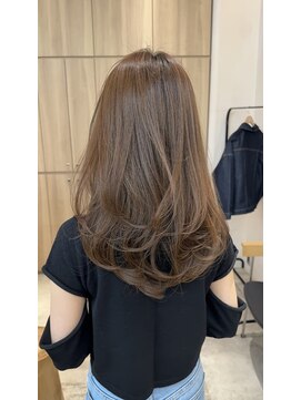 ウェイズトウキョウ 新宿店(Ways TOKYO) ミディアムレイヤーカット顔まわり透明感カラーベージュ