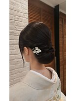 ラメール アヴェダ 西武秋田店(La Melu AVEDA) ツヤ感溢れる大人の洗練シニヨン