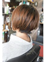 オーバーキャプテンネイキッド(OVER CAPTAIN NAKED)&nbsp;ミセス向けえりあしすっきり＊ラウンド骨格補正カット