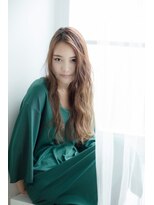 ティファ 二子玉川(Tiffa)&nbsp;重めスタイルセンターパートベージュバレイヤージュとろみロング