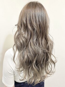 リリー シブヤ(Lilly shibuya) 【Lilly渋谷】#アッシュ＃ホワイトブリーチ＃髪質改善