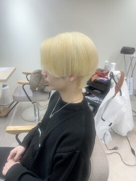 ユニ 江坂(Uni.) センターパート ブロンド