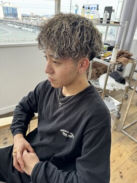 ユイマァルスロウ(YUIMARL SLOW) “9割ハイライトカラー”