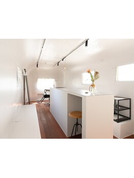 シンプルでスタイリッシュな隠れ家サロン＊オシャレを創る居心地の良い空間♪