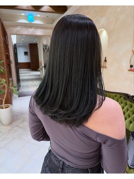 ビュートリアム265(BEAUTRIUM 265) ◆ロングレイヤーカット/ブルーブラック/アッシュグレー/寒色系