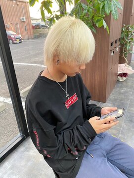 オゼル(OZEL) ミニウルフチェリーブラウンホワイトグレージュフェザーパーマ