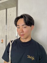 ウム(UMM)&nbsp;毛流れセンターパート