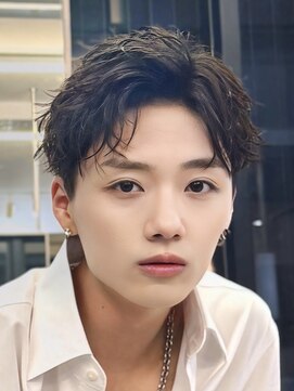 アイトーキョー 池袋(AI TOKYO) ツイスパアップバング