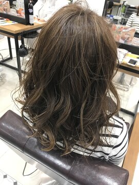 ラ ブーケ 御器所店(La Bouquet) エアリークールベージュ