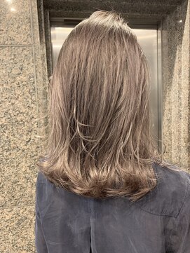 ウィルゴ(VIRGO) 【バレイヤージュ/ハイライト/グラデーション】グレージュ