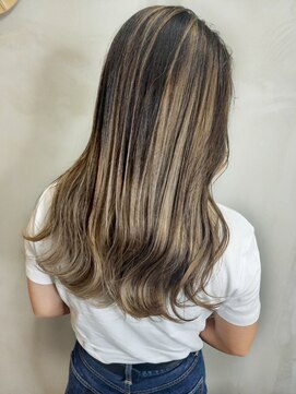 ソース 堺東(SOURCE) ハイライトバレイヤージュ