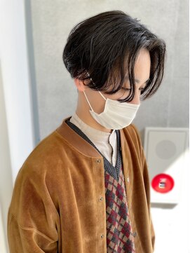 ネオリーブ クーロ(Neolive curro) センターパート/ワンカールパーマ/コンマバング