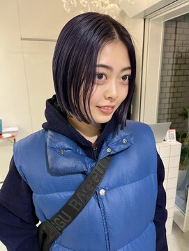 シイ(SIE) ブルーベリーカラー、ボブ