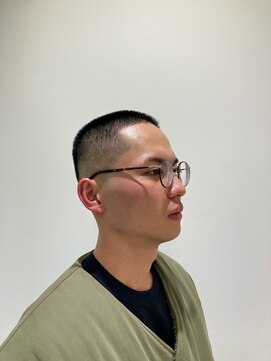 スカイマスターバーバー 渋谷(SKY MASTER BARBER) ボウズスキンフェード【理容室】