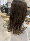 艶髪外はねセミロング×アッシュカラー