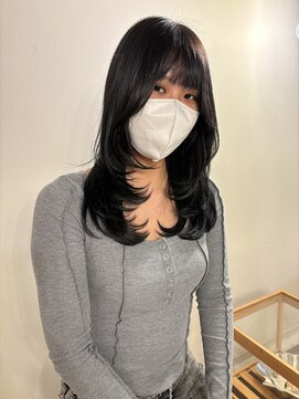 ココルアナ(coco luana) ブルーブラック/韓国/レイヤーカット/髪質改善