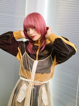 ノラ シンディ(NORA CYNDY) ハイトーンデザインピンクカラーレイヤーカット