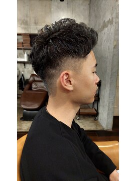 アムリタ(AMRITA) アップバングショート