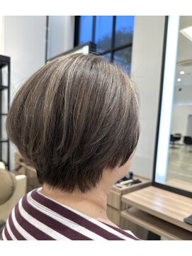 ディーボーイ 健軍店(D-BOY) ショートボブ/ハイライト/アッシュベージュ