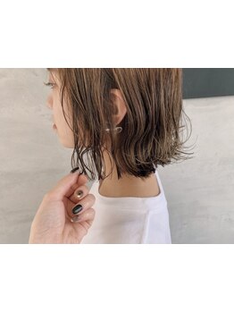 【西宮北口5分】技術力◎ハイキャリアStylistが毛先1mmまでこだわります！丁寧なカウンセリングも安心♪