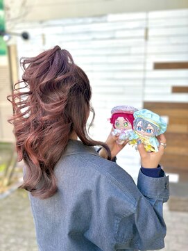 ロハスバイケンジ(LOHAS by KENJE) 高めハーフアップ 推し活ヘアメ