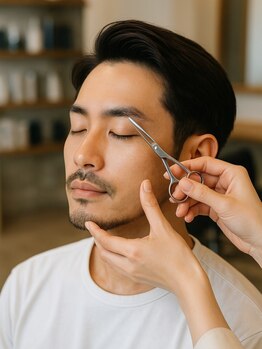 眉・肌・頭皮まで、専門店に行かなくても“一度で整う”トータルケアを実現します。
