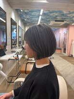 フィガロ ウメダ(FIGARO UMEDA)&nbsp;ブルーブラックボブ12.06小顔