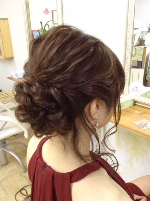 リボン編み込みのハートアレンジ：L191932138｜ヘアアンドメイク ゼン