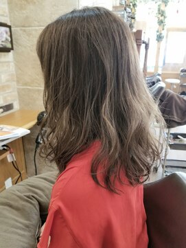 ルークス 中央林間(LOOOKS) ブリーチなしでスモーキーなグレージュアッシュ