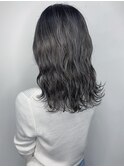 アッシュグレー_耳かけ,毛先パーマ,イメチェン