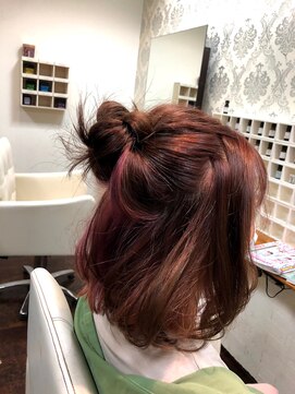 リラサ(Rilasa) 前下がりボブインナーカラー