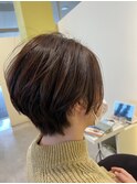 (リピーター多数) 大人女性に好評女性らしさを引き出すショート