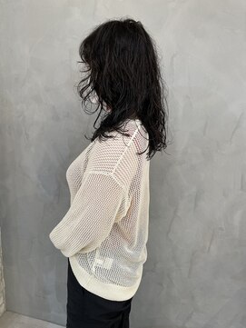 ベーシス(Basis) レイヤーカットパーマ