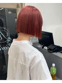 カシスカラー切りっぱなしボブ