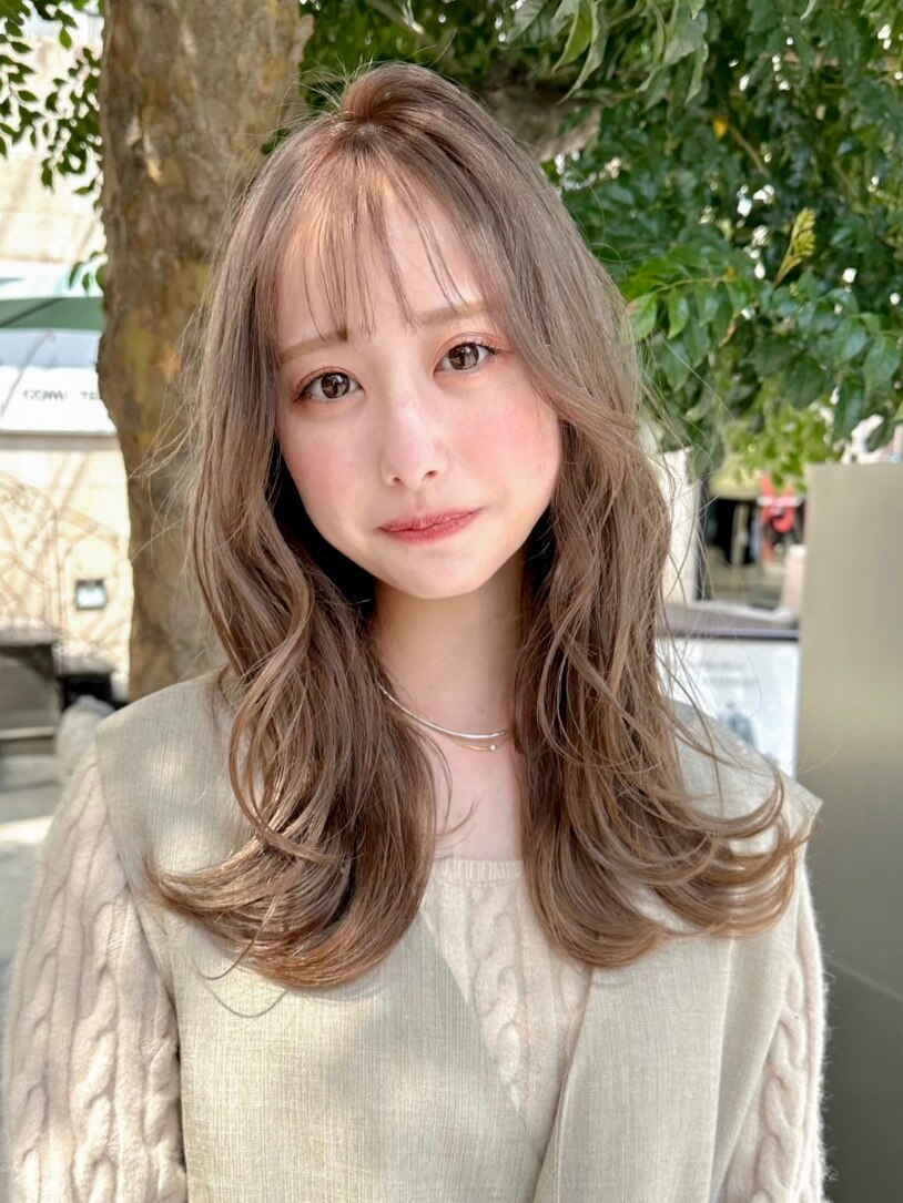 ピンクベージュ/ロング/表参道/原宿/女性美容師