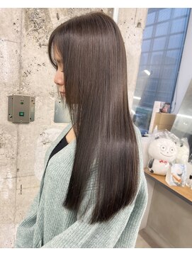 ネウィ 天王寺(newi) 赤味の無い暗髪グレージュカラー