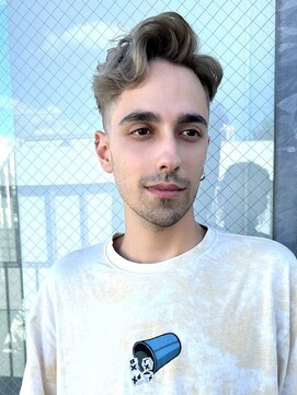 ジジバイワースホワイル(jiji by WORTH WHILE) 外国人風パーマウルフカルマパーマベリーショートダークアッシュ