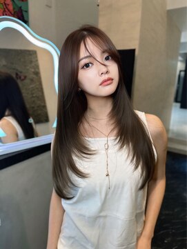 シェノン バイ アランスミシー 表参道(CHAINON by Alan smithee) 表参道/クラゲヘアー/オリーブグレー/小顔/ココアベージュ/渋谷