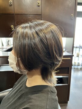 髪の美院 シャルマン ビューティー クリニック(Charmant Beauty Clinic) ウルフスタイル